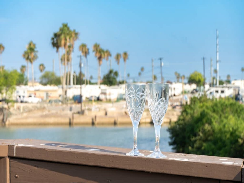 Channelfront " Remodeled " Pool " Boatslips Vacation Rental in Port Isabel - RedAwning