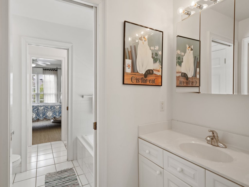 Sunny Days Vacation Rental in South Carolina - RedAwning