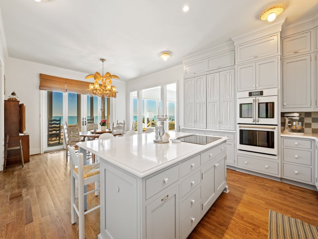 Summertide Vacation Rental in South Carolina - RedAwning