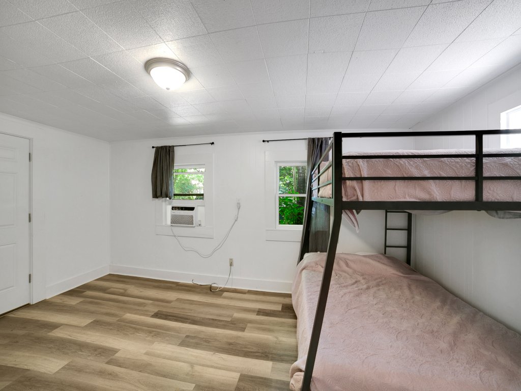 Sweet Magnolia at Festival Park Vacation Rental in Texas - RedAwning