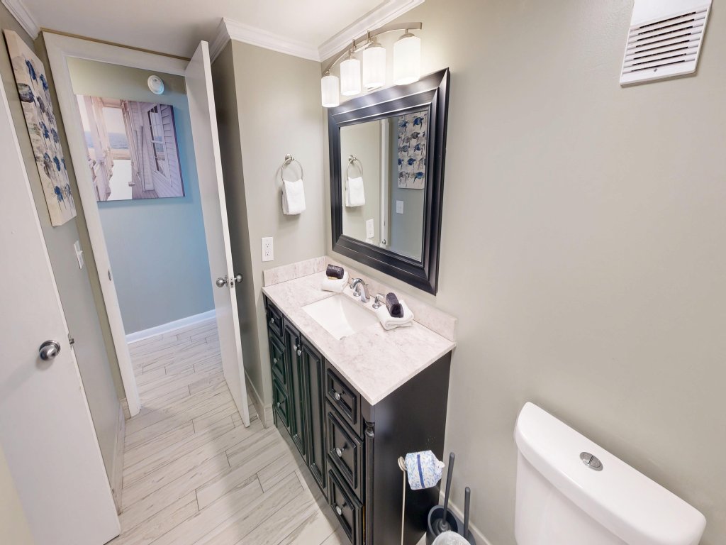 Magnolia House 209 Vacation Rental in Destin - RedAwning