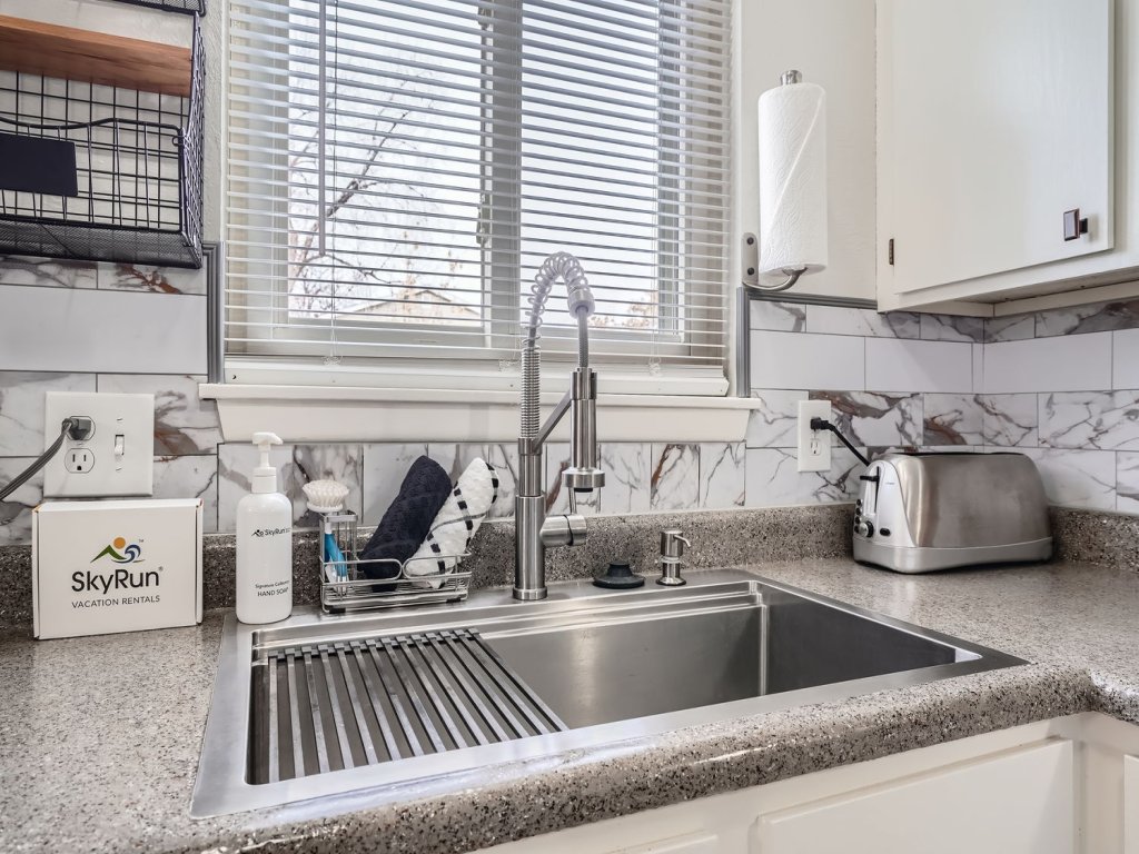 Ingalls Circle Vacation Rental in Colorado - RedAwning