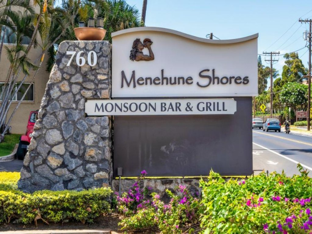 MENEHUNE SHORES, #119** Vacation Rental in Hawaii - RedAwning
