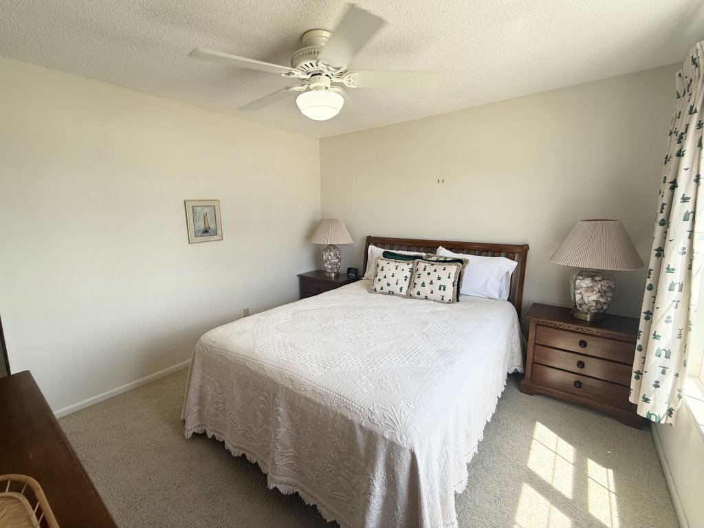 Mainsail Vacation Rental in Navarre - RedAwning