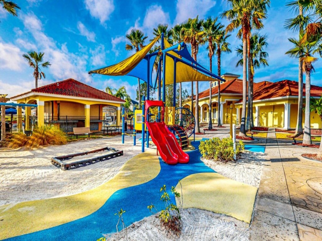 Spectacular 7 BR, 4.5 BA Retreat with Pool (166) Vacation Rental in Kissimmee - RedAwning