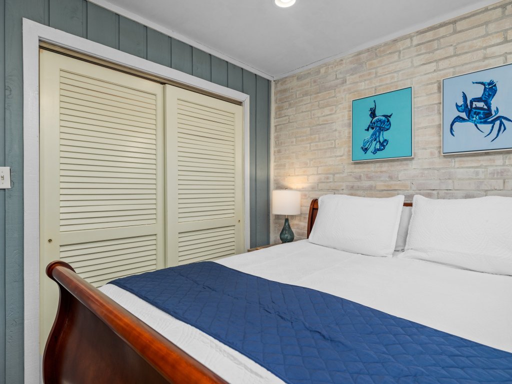 Marisol #210 Vacation Rental in South Padre Island - RedAwning
