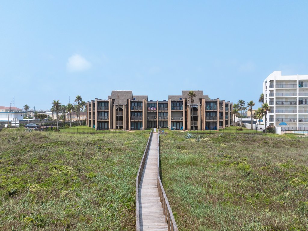 Marisol #108 Vacation Rental in South Padre Island - RedAwning