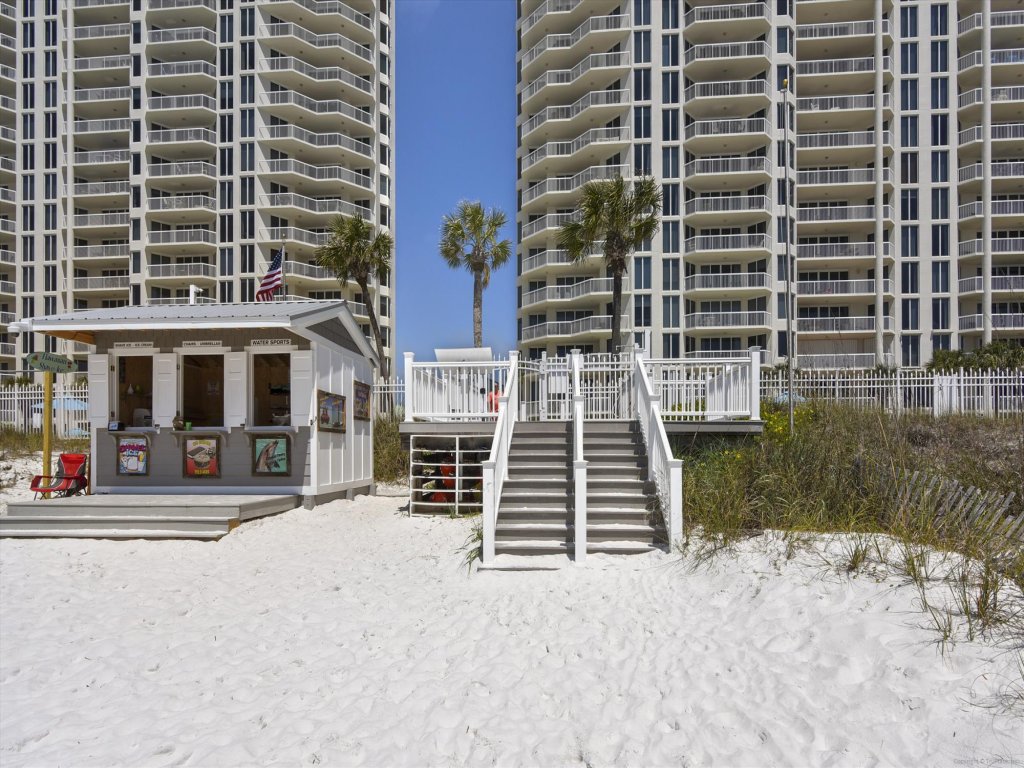 Silver Beach 1006W Vacation Rental in Destin - RedAwning
