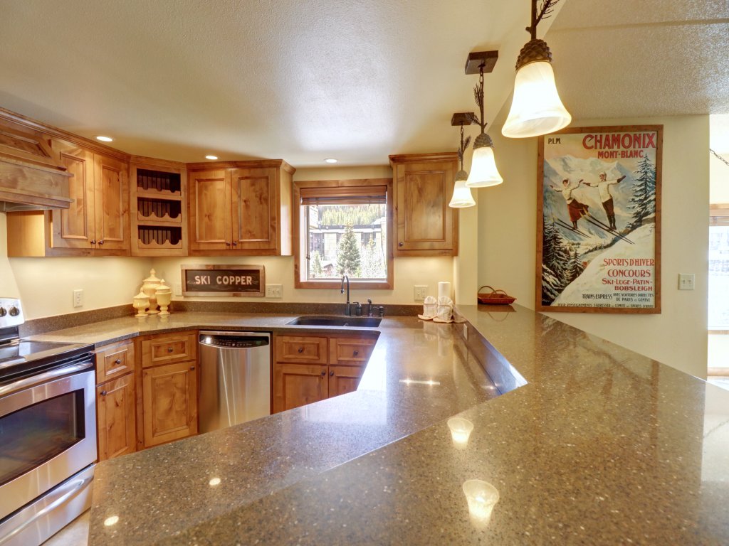 WL210 West Lake Lodge Vacation Rental in Copper Mountain - RedAwning