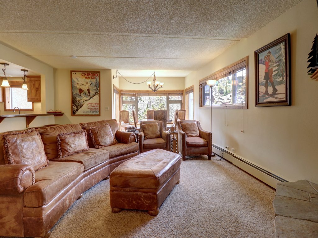 WL210 West Lake Lodge Vacation Rental in Copper Mountain - RedAwning