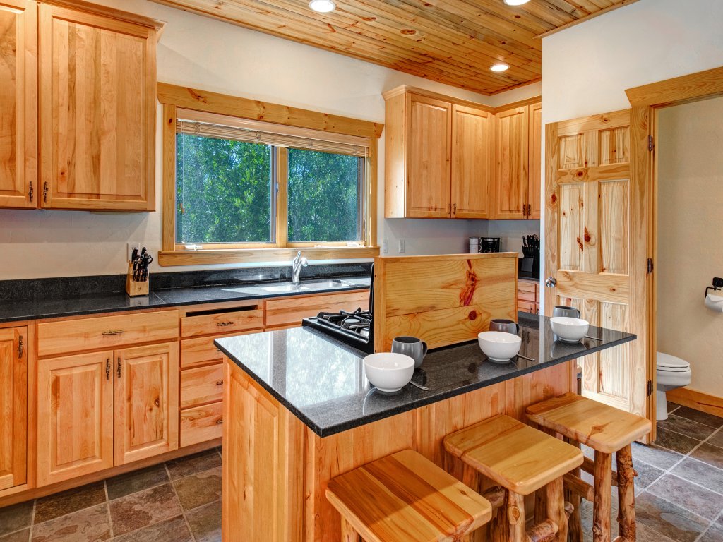 Timber Wolf Lodge 7C Vacation Rental in Park City - RedAwning
