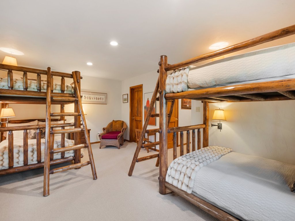 Wildwood Ridge Vacation Rental in Mountain Village - RedAwning
