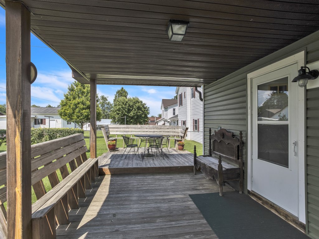 Home Port - Spacious Retreat in Prime Location Vacation Rental in Davis - RedAwning
