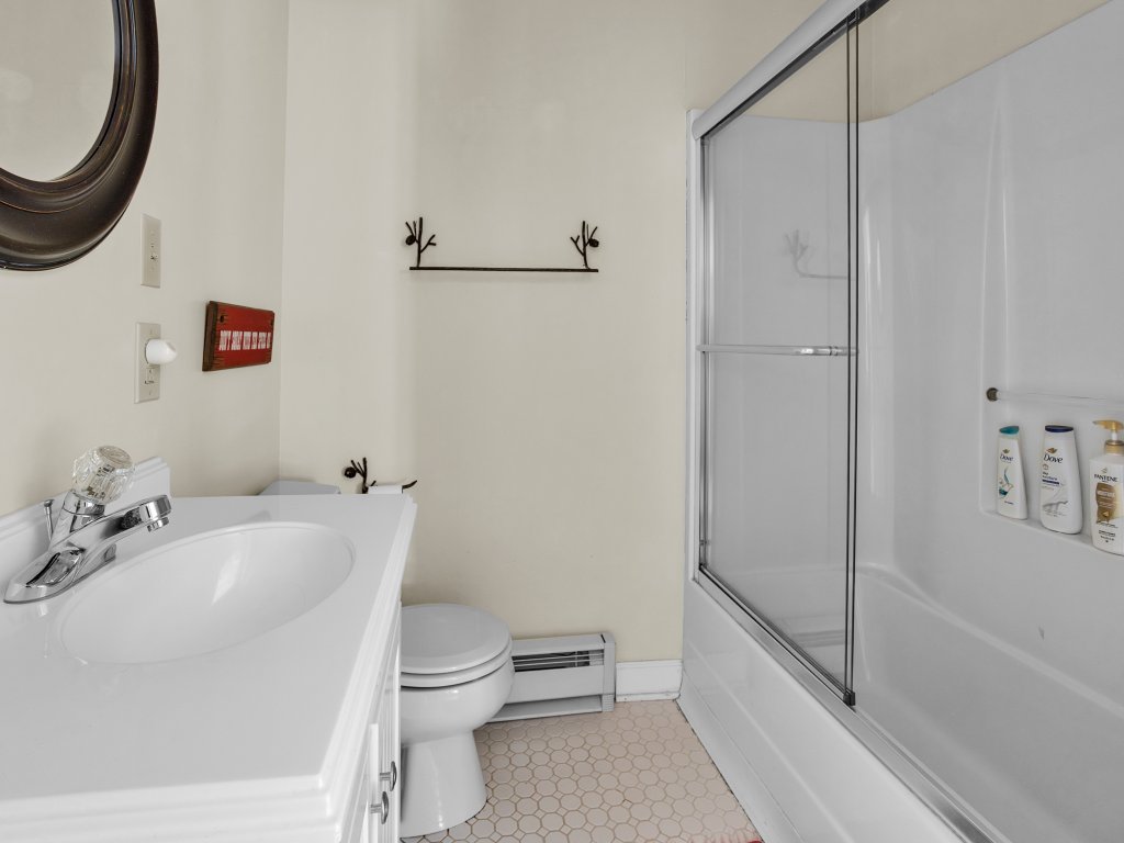 Home Port - Spacious Retreat in Prime Location Vacation Rental in Davis - RedAwning
