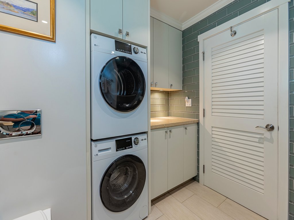 Maalaea Surf B1 Vacation Rental in Kihei - RedAwning