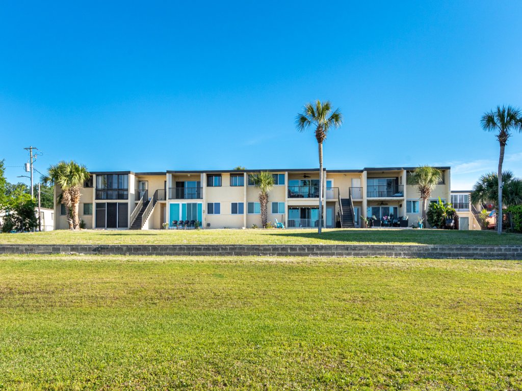 Sea Palm 2B Vacation Rental in Fort Walton Beach - RedAwning