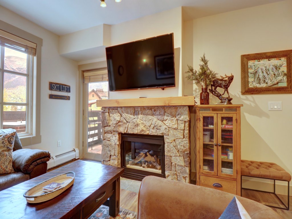 PP212 Passage Point Vacation Rental in Copper Mountain - RedAwning