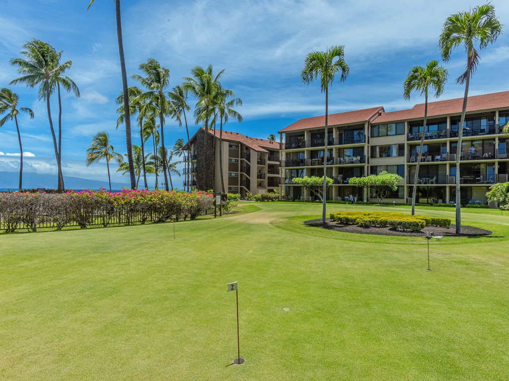 Papakea G407 Vacation Rental in Lahaina - RedAwning