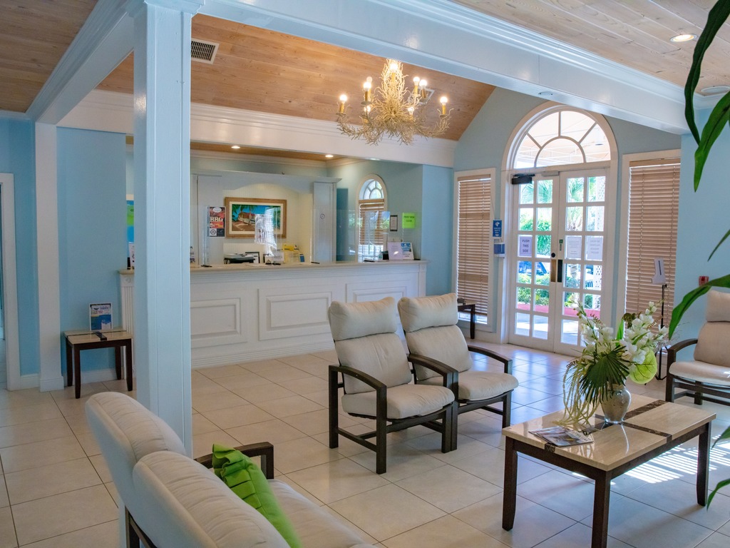 Garden View Deluxe Villa at Paradise Island Beach Club Vacation Rental - RedAwning