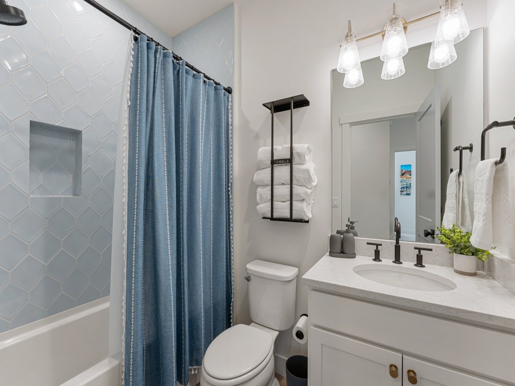 Red Rock Lagoon Vacation Rental in St. George - RedAwning