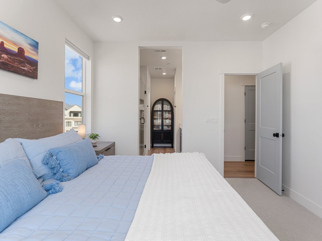 Red Rock Lagoon Vacation Rental in St. George - RedAwning