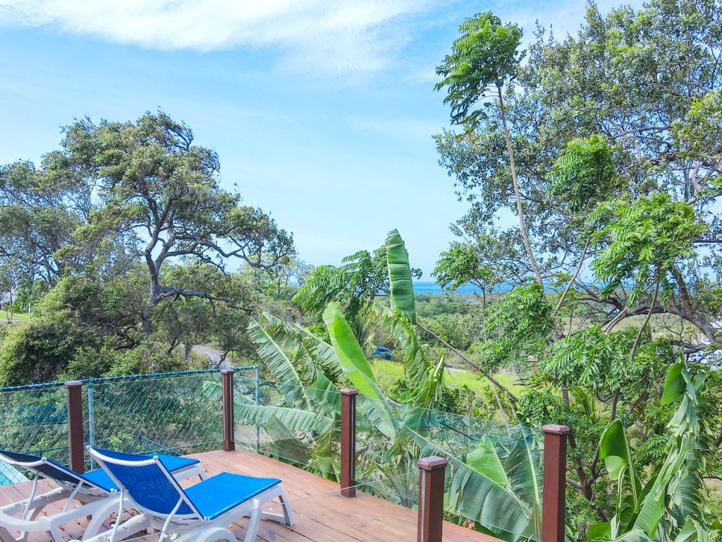 Pristine Bay 1002 Vacation Rental - RedAwning