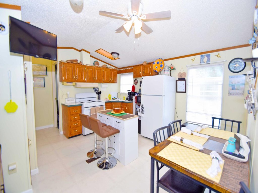 White Horse Park-Spinnaker Lane 96 Vacation Rental in Maryland - RedAwning