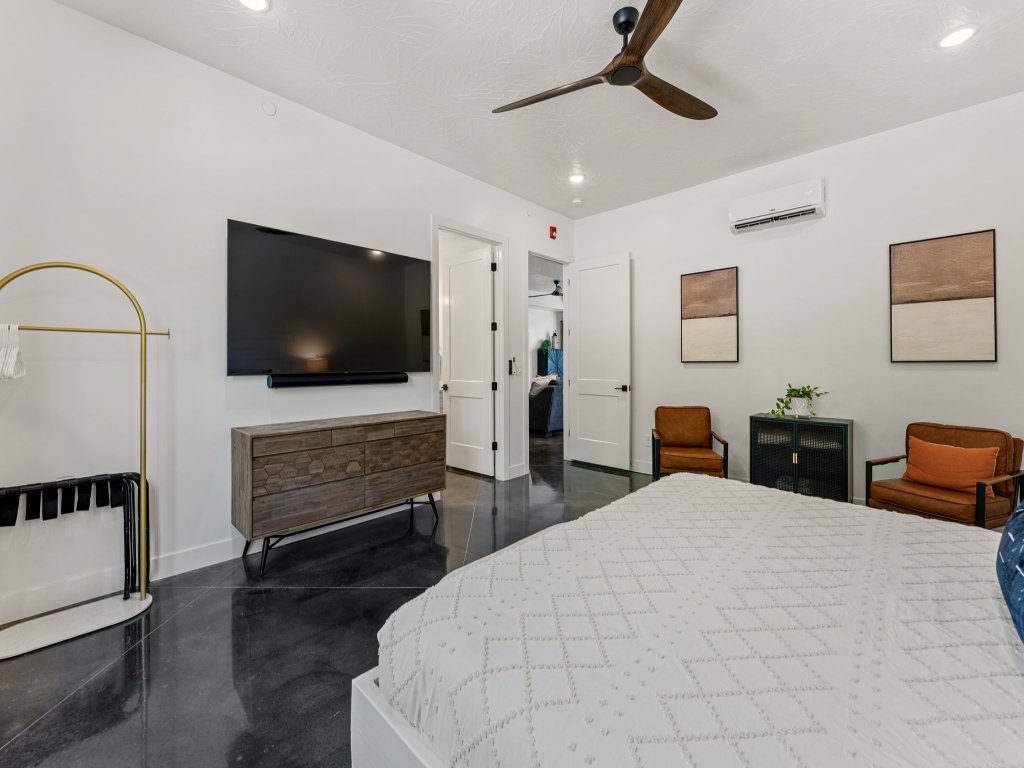 Desert Jewel with Private Gym and Pool Vacation Rental in Hurricane - RedAwning