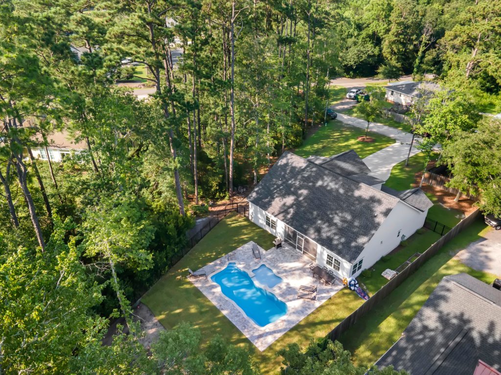Coastal Greens Vacation Rental in Pawleys Island - RedAwning