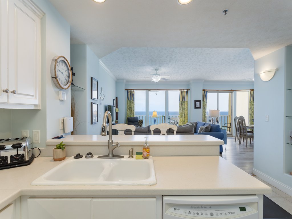 Unit 1402 Vacation Rental in Panama City Beach - RedAwning