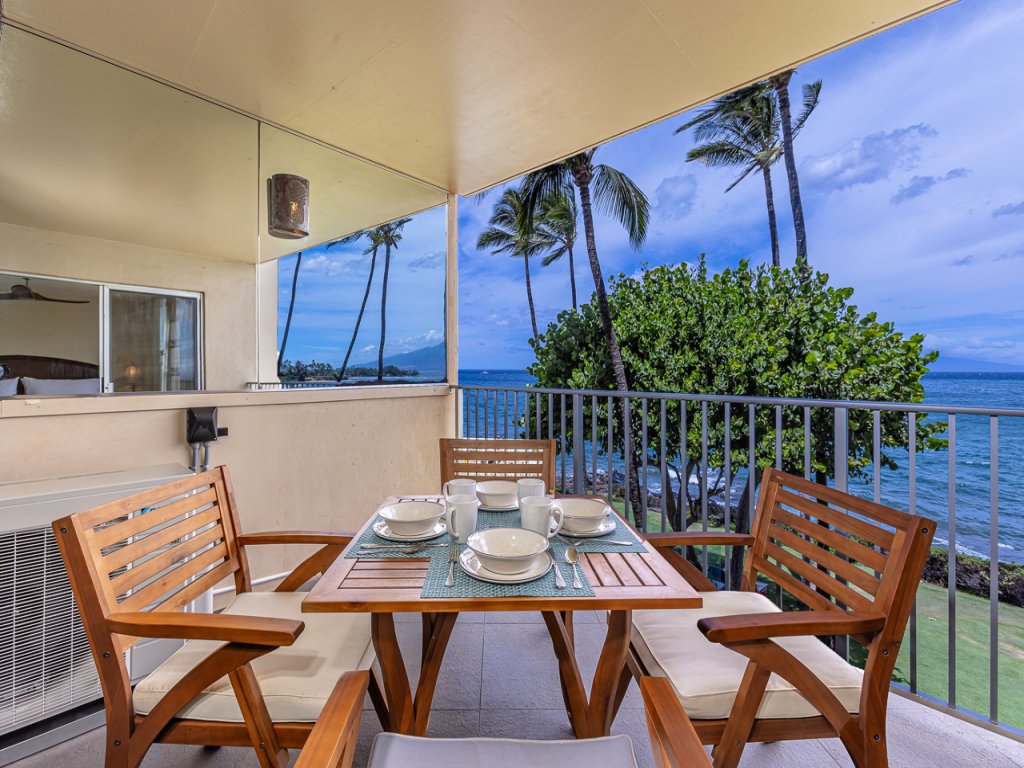 Royal Mauian 314 Vacation Rental in Kihei - RedAwning