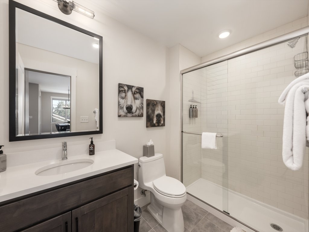Downtown Flat Vacation Rental in Winter Park - RedAwning