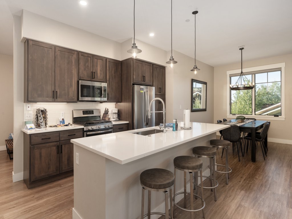 Downtown Flat Vacation Rental in Winter Park - RedAwning