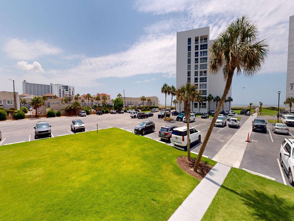 Shoreline Towers 3025 Vacation Rental in Destin - RedAwning
