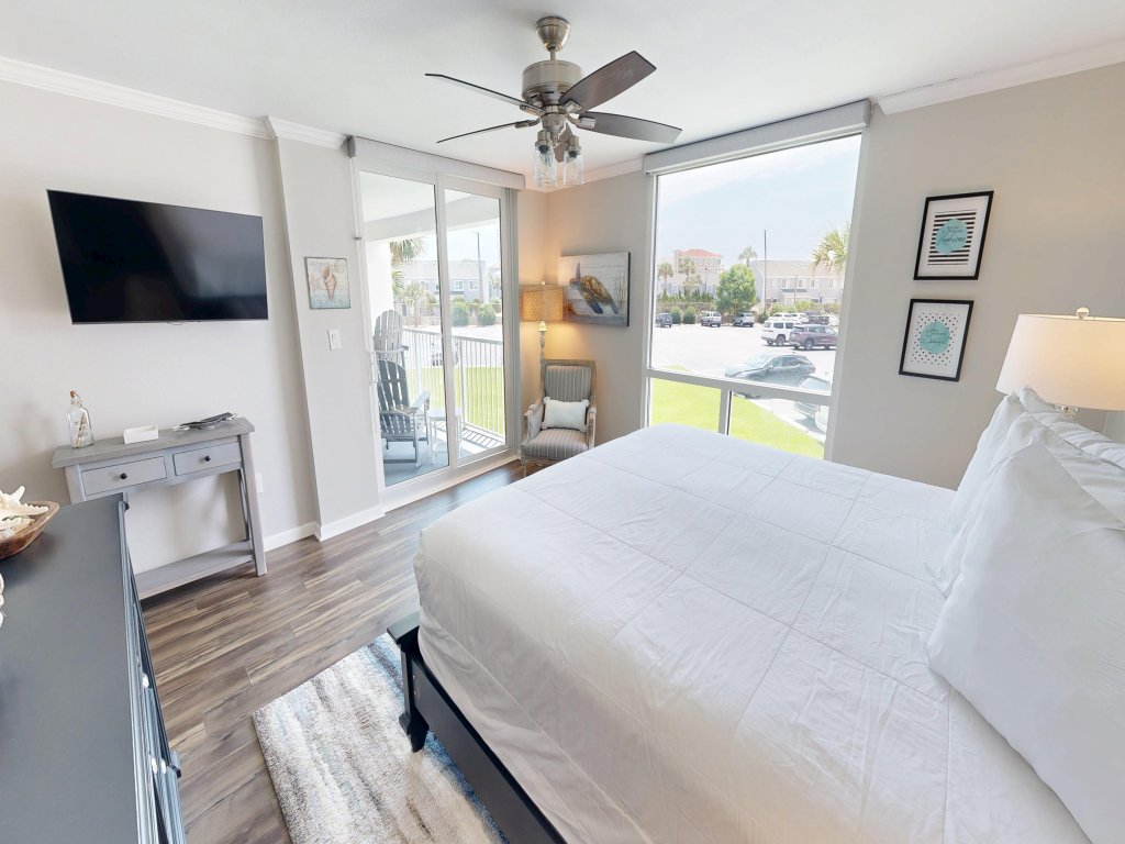 Shoreline Towers 3025 Vacation Rental in Destin - RedAwning