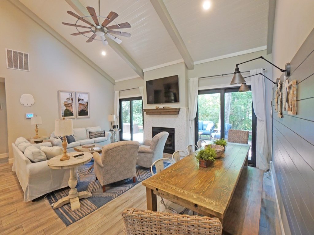 Shady Pines - Pet Friendly w/ Private Pool! Vacation Rental in Hilton Head - RedAwning