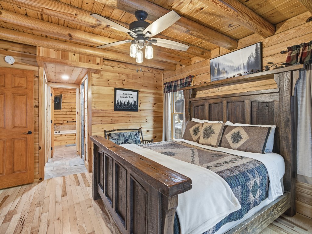 Climbing to New Heights Vacation Rental in Sevierville - RedAwning
