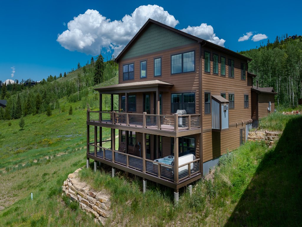 Aspen View Chalet Vacation Rental in Fraser - RedAwning