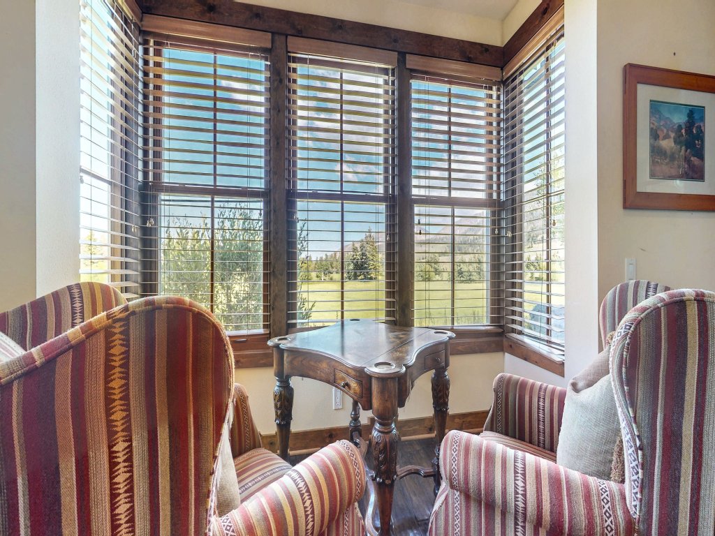 Snowcreek VI The Lodges #1197 Vacation Rental in Mammoth Lakes - RedAwning