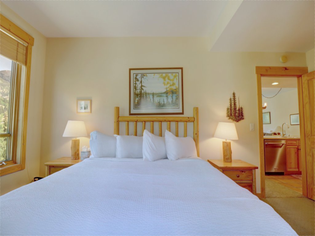 TX204 Taylors Crossing Vacation Rental in Copper Mountain - RedAwning