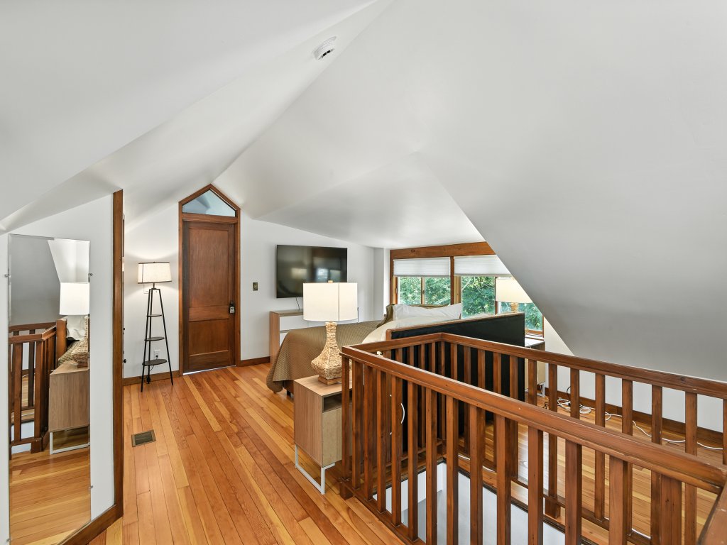 Charming Manville Heights Cottage Retreat Vacation Rental in Iowa - RedAwning