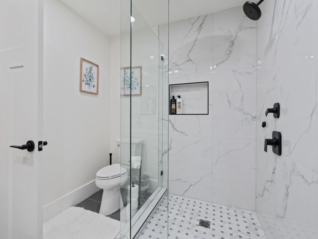 All-New Luxe Stay Views, Sauna & Hot Tub close SKI Vacation Rental in Salt Lake City - RedAwning