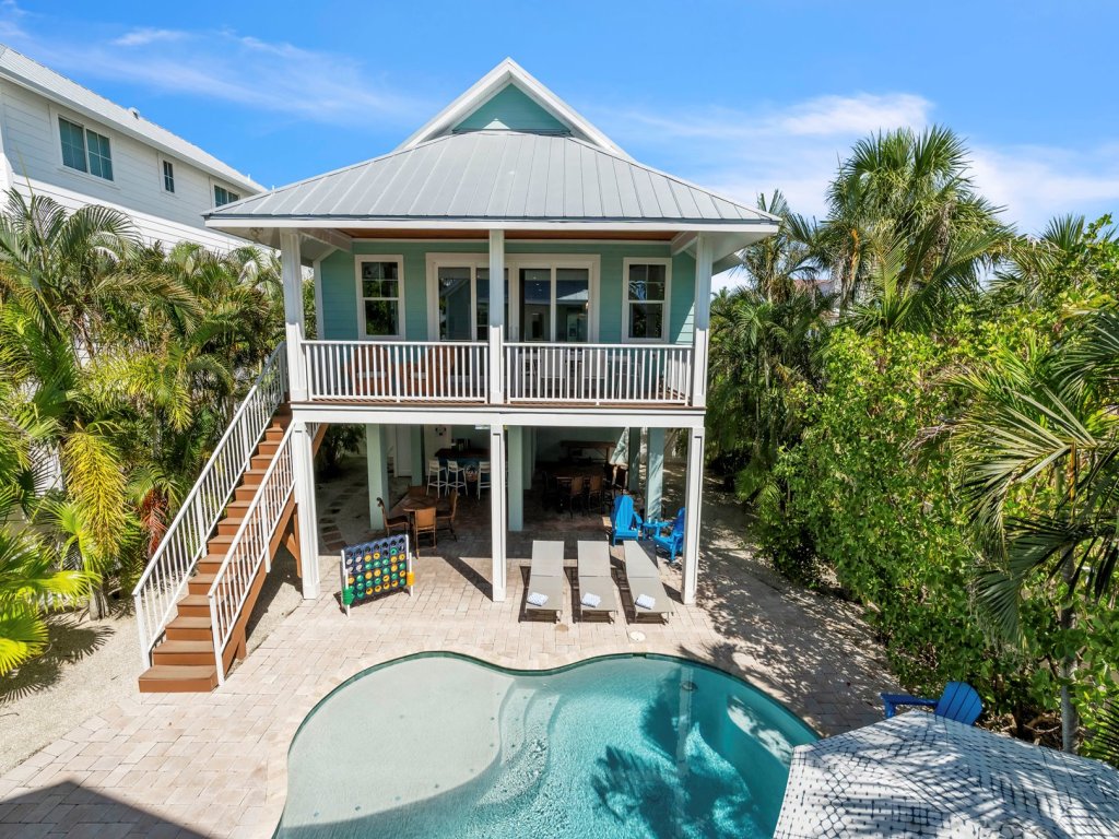 Jersey Gal Vacation Rental in Anna Maria - RedAwning