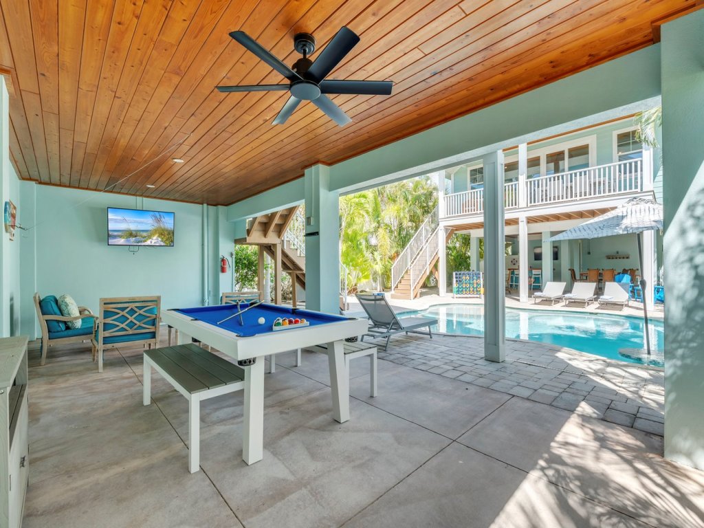 Jersey Gal Vacation Rental in Anna Maria - RedAwning