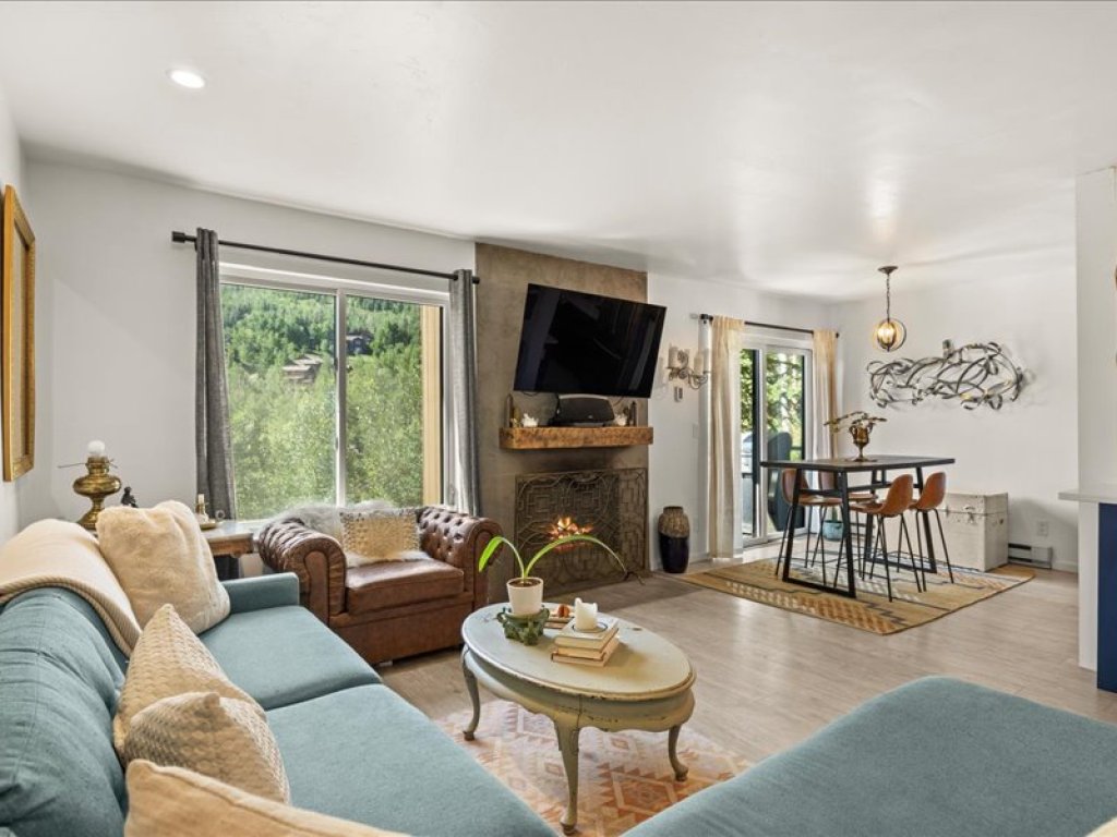 Remodeled Snowmass Pet-Friendly Modern 1BR Condo - G125 Vacation Rental in Snowmass Village - RedAwning