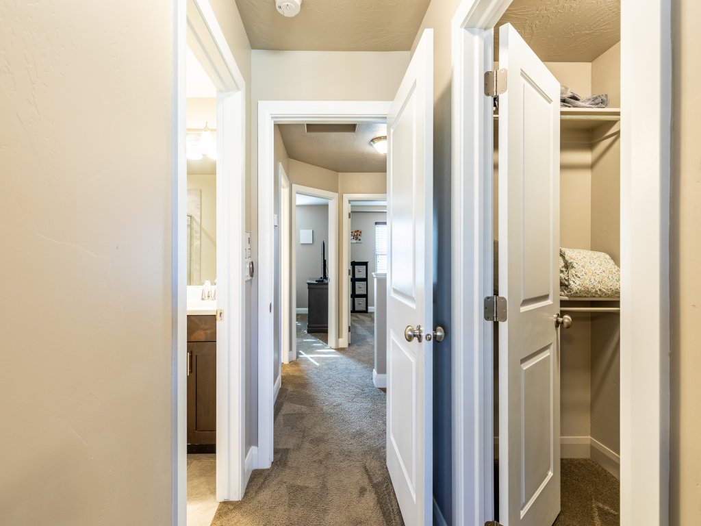 Sand Cove Vacation Rental in Utah - RedAwning