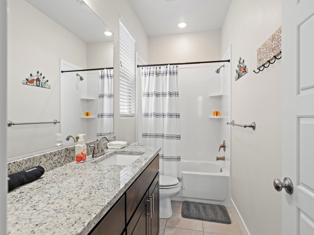 Above Parr - Pet Friendly! Vacation Rental in Utah - RedAwning