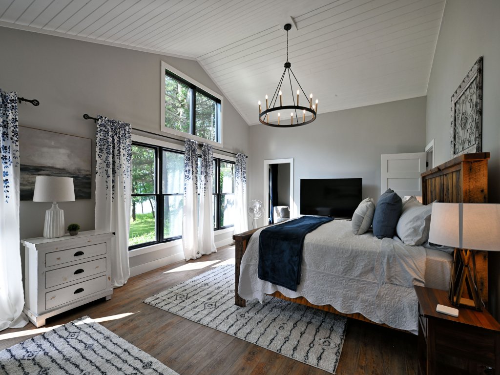 Namakagon Lakehouse on Sugar Bay Vacation Rental in Cable - RedAwning
