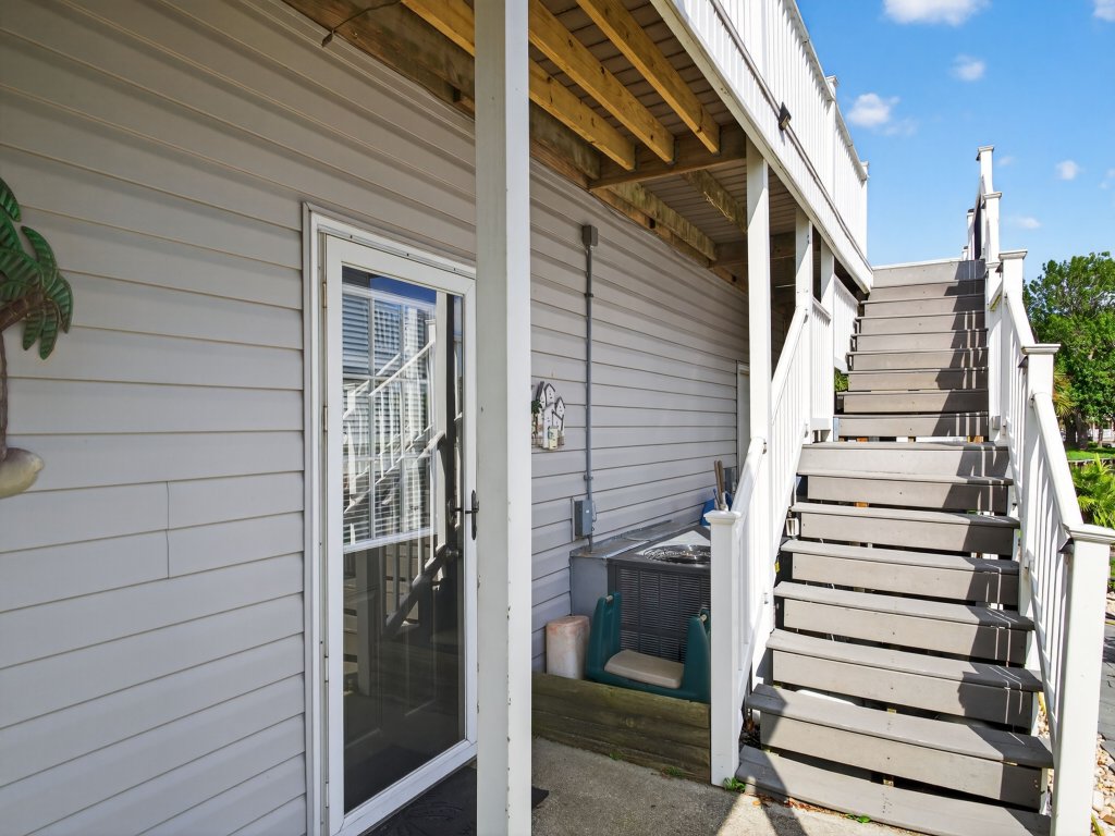 Coastal Retreat Steps from Private Beach Vacation Rental in South Carolina - RedAwning