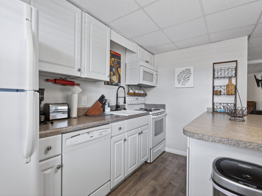 Coastal Retreat Steps from Private Beach Vacation Rental in South Carolina - RedAwning